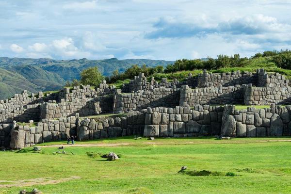 Amazon Rainforest & Machu Picchu Tours: Lima - Amazon - Sacred Valley - Machu Picchu