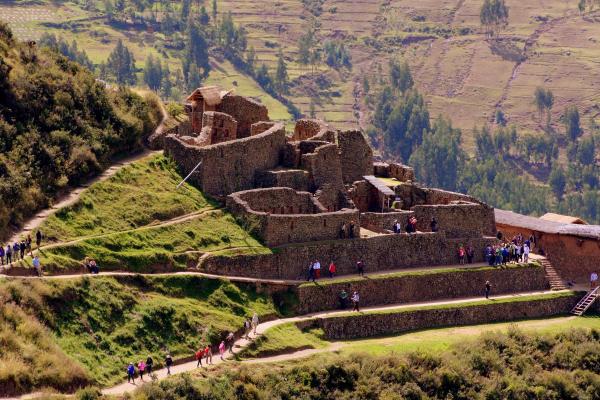 Inca Trail 3 Day Trek & Sacred Valley Tour