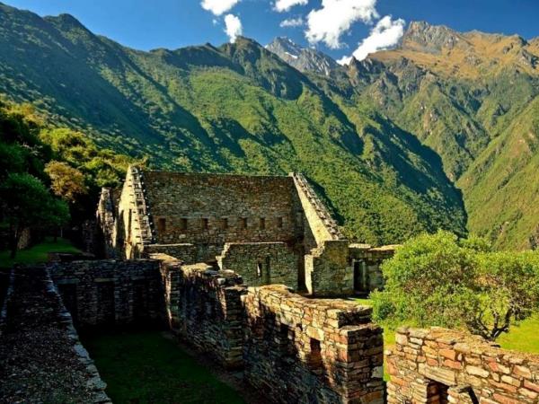 Let's go to Choquequirao, known as the sister city of Machupicchu!