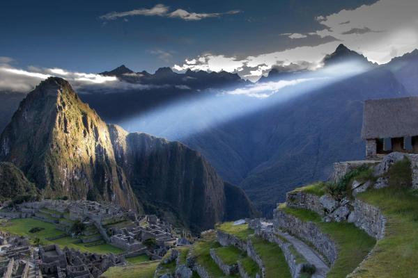 Sun Route | Lima + Sacred Valley + Alternative trek + Machu Picchu - Puno