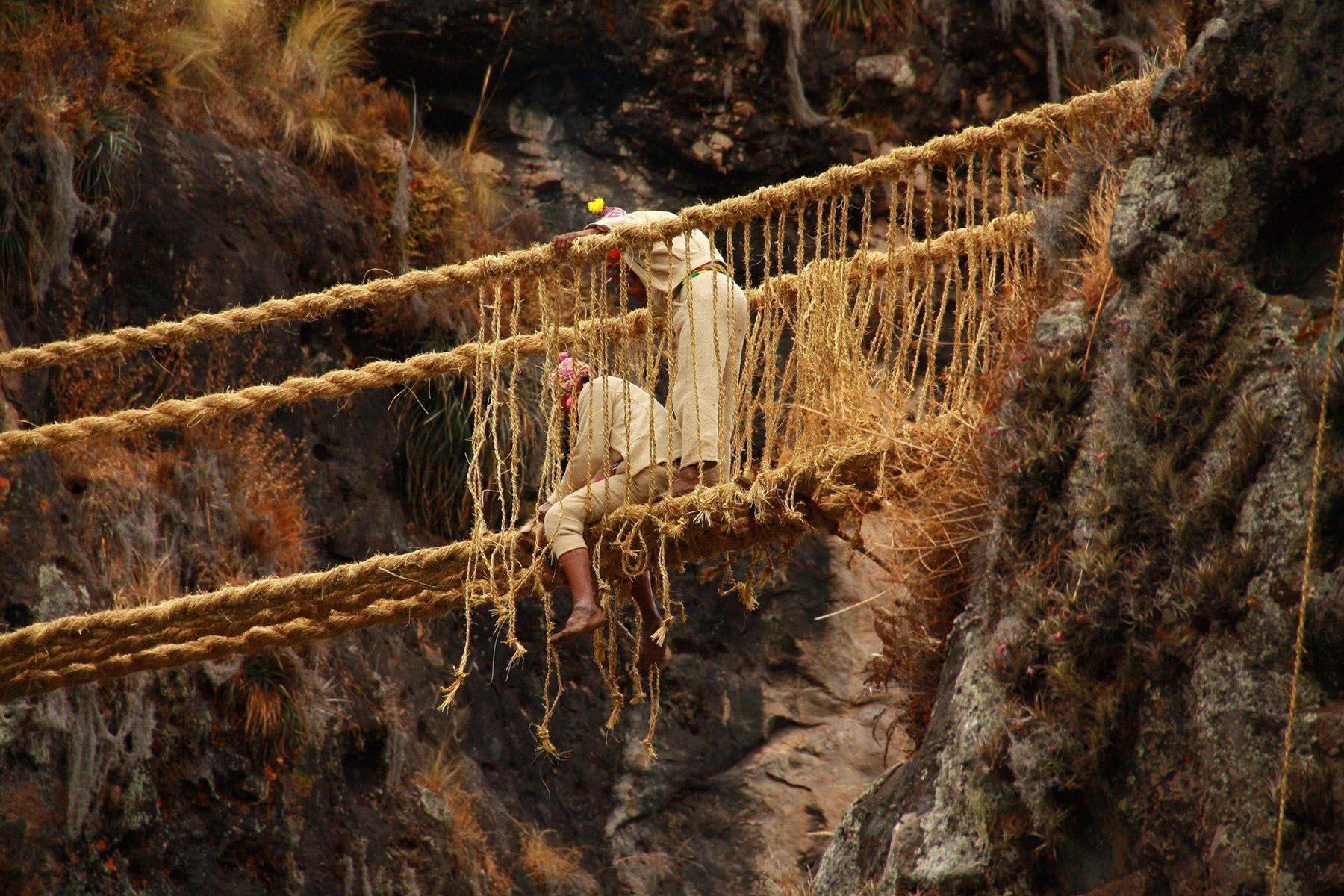 Qeswachaca Bridge Tour