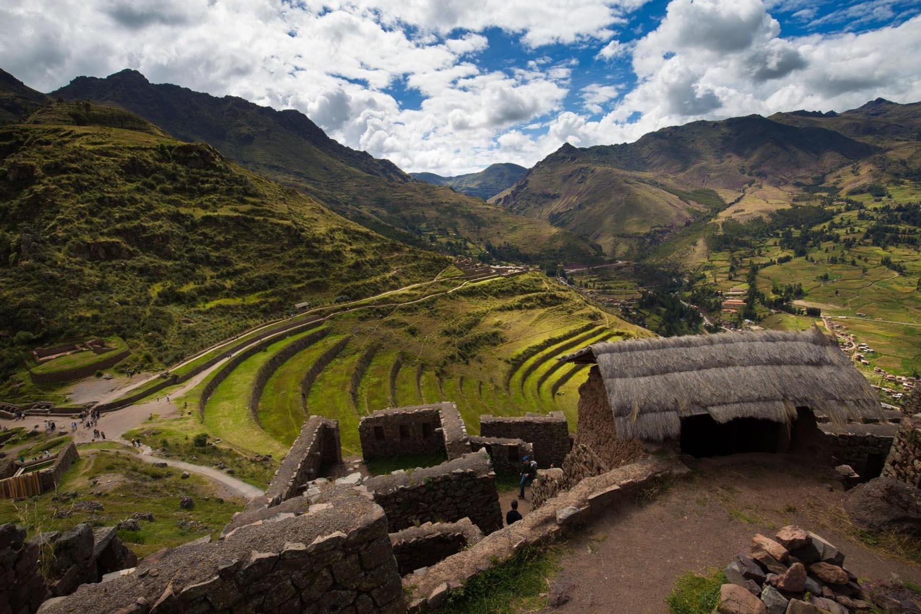 Sacred Valley Machu Picchu tour